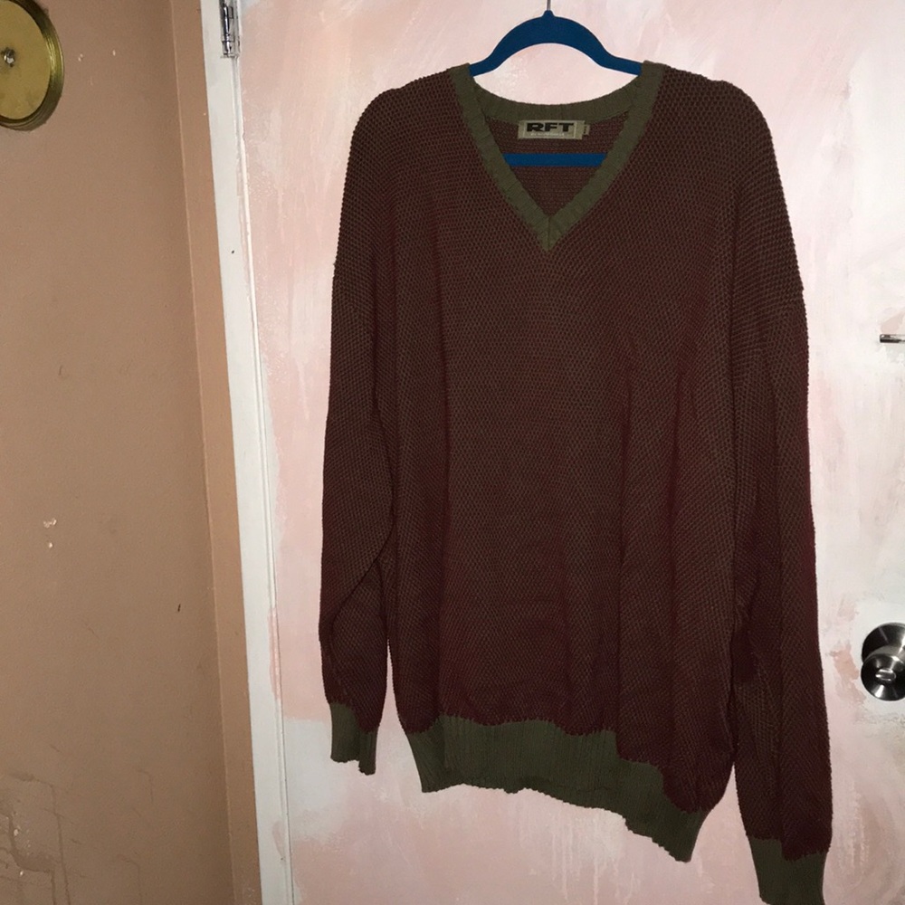 RFT by Rainforest v-cut sweater